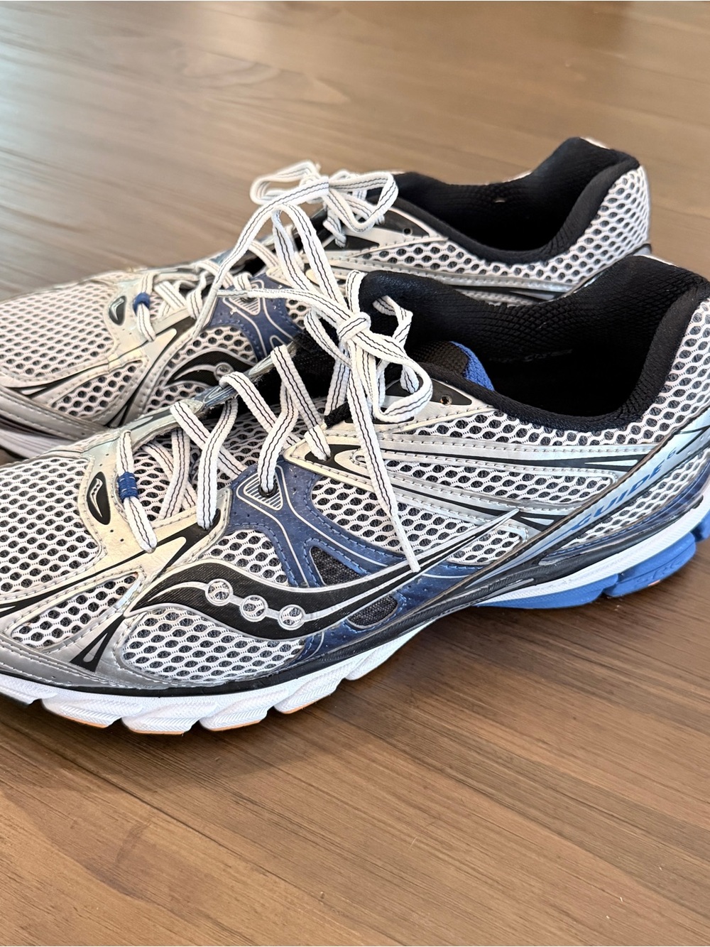 Saucony ProGrid Guide 6 Running Shoes Men's Sz 12 Like New